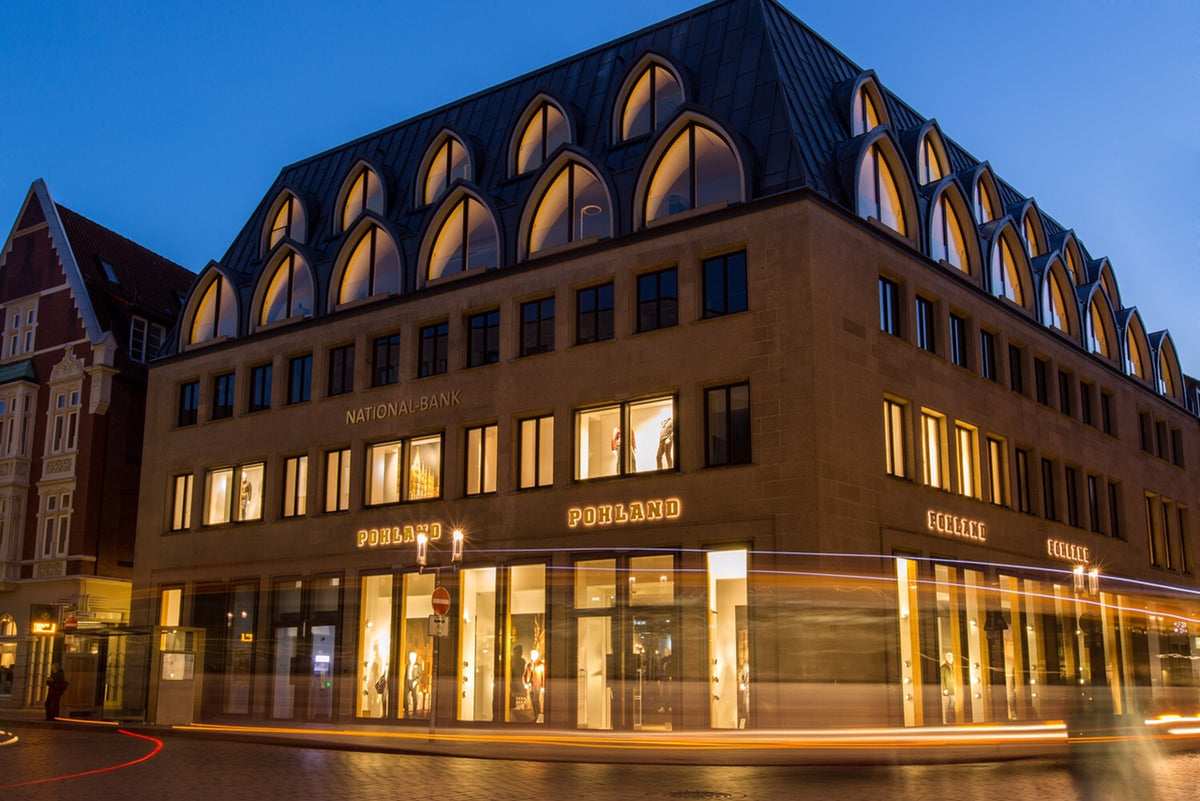 Individuelle Lichtlösung für öffentliche Gebäude: Nationalbank Münster